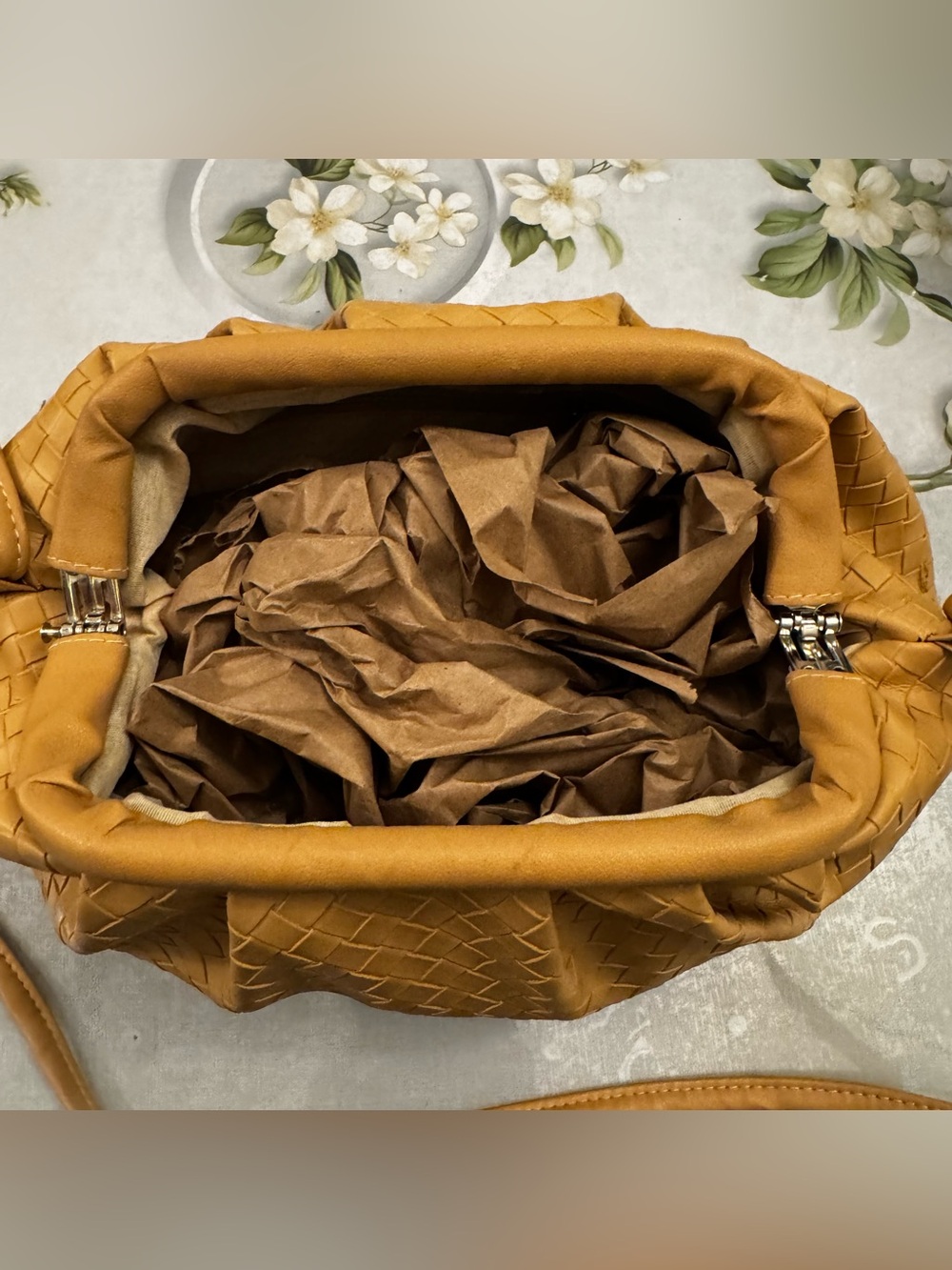 Woven Fashion Mustard Shoulder Bag - Picture 6 of 9